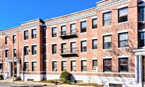 Apartments Near Massachusetts BRIGHTON TWO BED. HEAT AND HOT WATER INCLUDED! BALCONY AND POOL! for Massachusetts Students in , MA