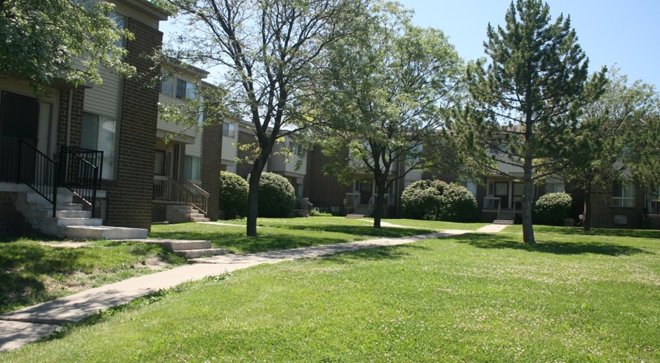 Clovertree Apartments and Town Homes