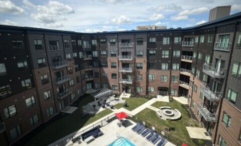Apartments Near Dayton Barber College The Flight Apartment - Close to UD for Dayton Barber College Students in Miamisburg, OH