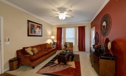 Apartments Near Lincoln College of Technology-Grand Prairie 3999 Centreport Drive for Lincoln College of Technology-Grand Prairie Students in Grand Prairie, TX