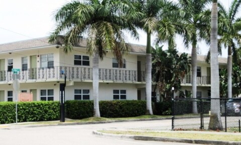 Apartments Near Barry ROYAL PALM APARTMENTS for Barry University Students in Miami Shores, FL