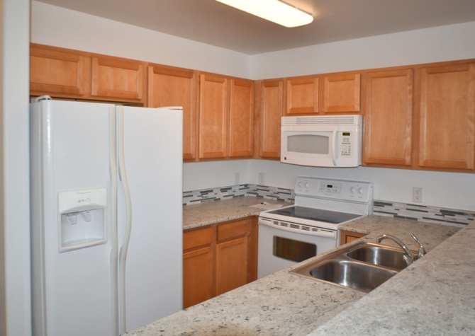 Apartments Near Stunning 2 Bed 2 Bath Apartment with Modern Updates and Private Balcony, Walking Distance to CMU!!