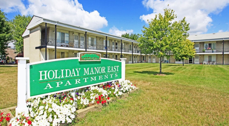 Holiday Manor East
