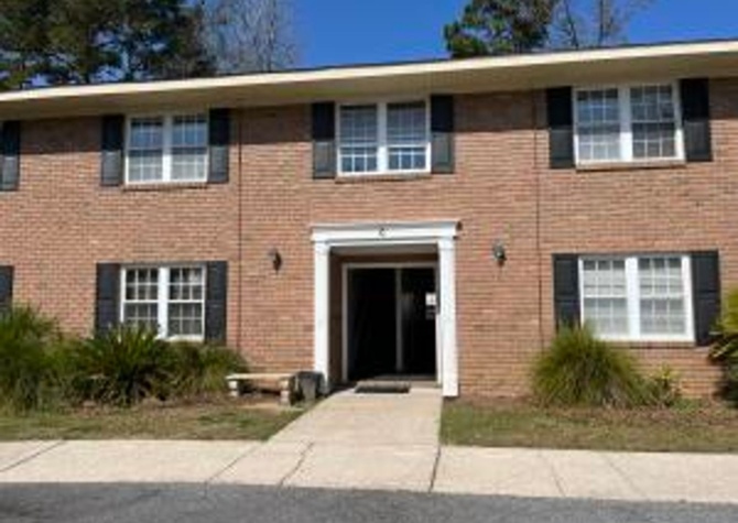 Houses Near Upgraded 1 Bedroom Apartment in West Ashley! 