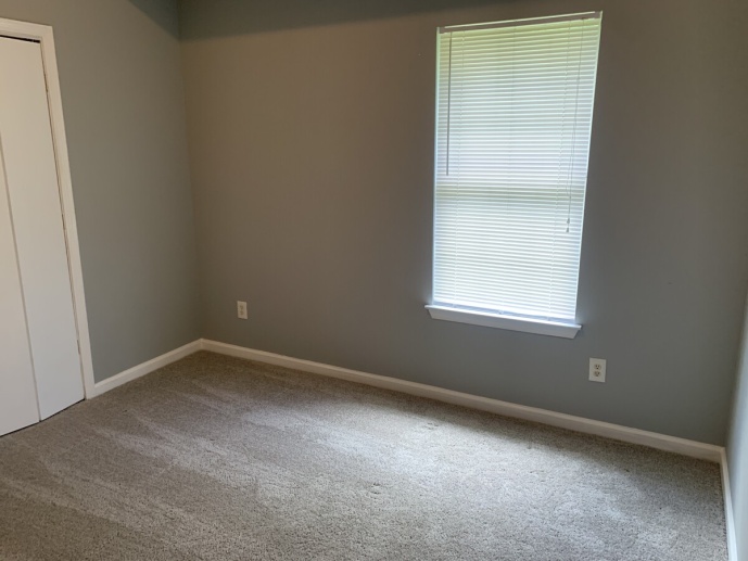 Single Bedroom and bathroom, Utilities included, 3 minute drive from GSU Decatur