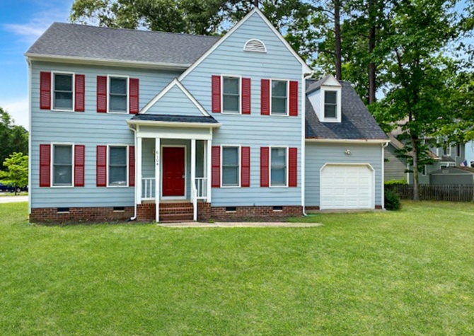 Houses Near HALF-OFF APPLICATION FEES! Inviting and Roomy 4 Bed, 2.5 Bath Home in Chesterfield!