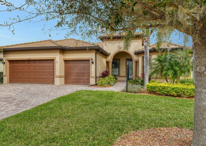 Houses Near Amazing WATER Views!! Furnished or Unfurnished Beautiful Home in Del Webb Lakewood Ranch!!