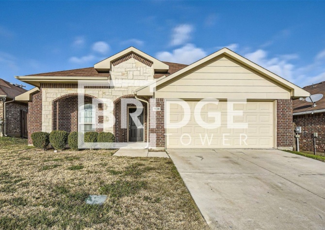 Houses Near 9120 Saint Barts Road, Fort Worth, Texas 76123