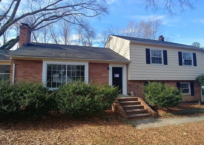 Houses Near 4 BR/ 2 BA Newly Renovated Tri level in Willow Oaks! Available June 5th!