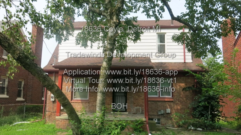 18636 Coyle 2 bed/1.5 bath with basement