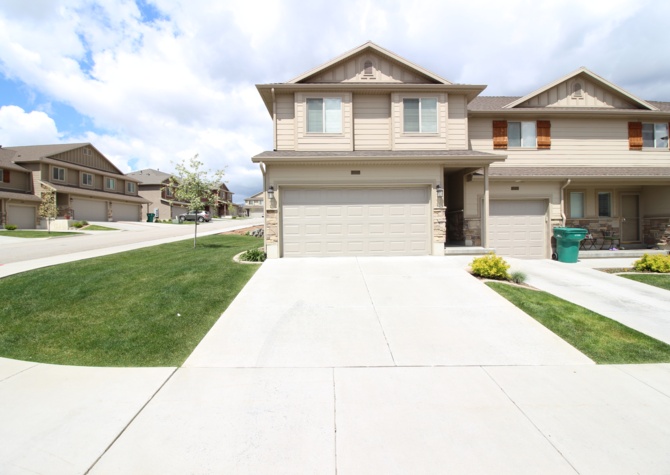 Houses Near Fantastic Townhome at 1775 Whitetail Way in Layton