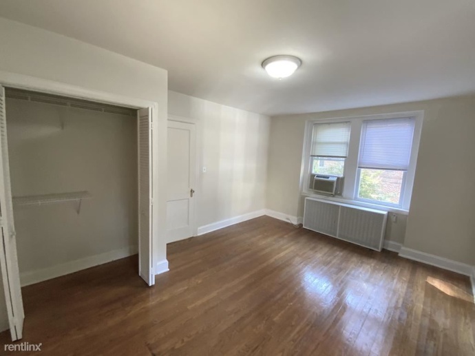 2715 Cortland Pl NW Apartment #22