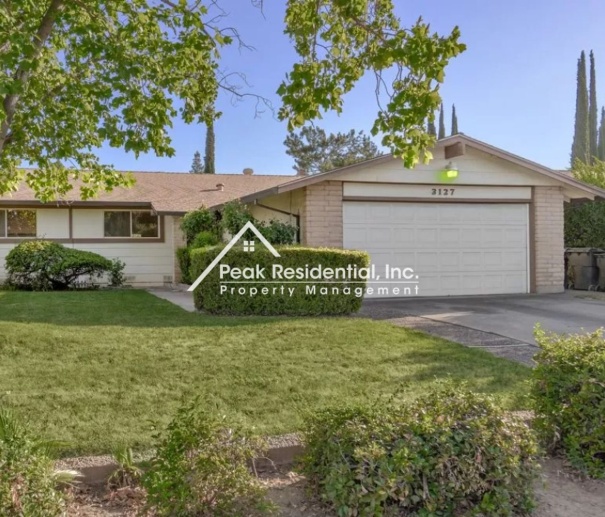 Wonderful Rosemont Area 3bd/2ba House with Pool!