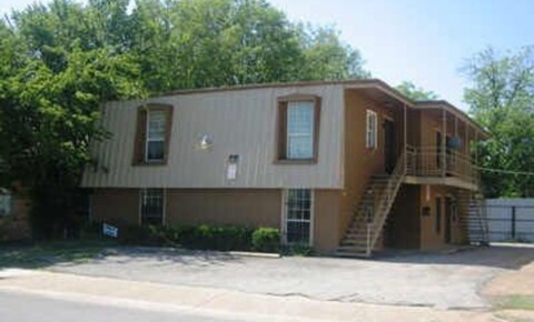 Apartments Near TCU 1516 E Hattie St for Texas Christian University Students in Fort Worth, TX