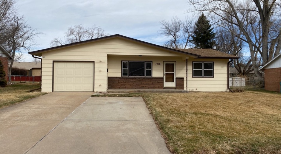 Single-Family Ranch Home in West Ft. Collins w/ Fenced Yard, Lawn Care Included!