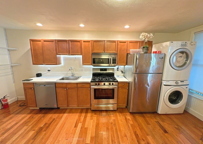 Apartments Near ULTRA MODERN Southie 4 bed 2 bath laundry in unit 9/1