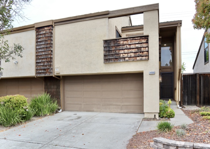 Houses Near Spacious and bright 3-bedroom townhome-Northgate neighborhood-Fremont!