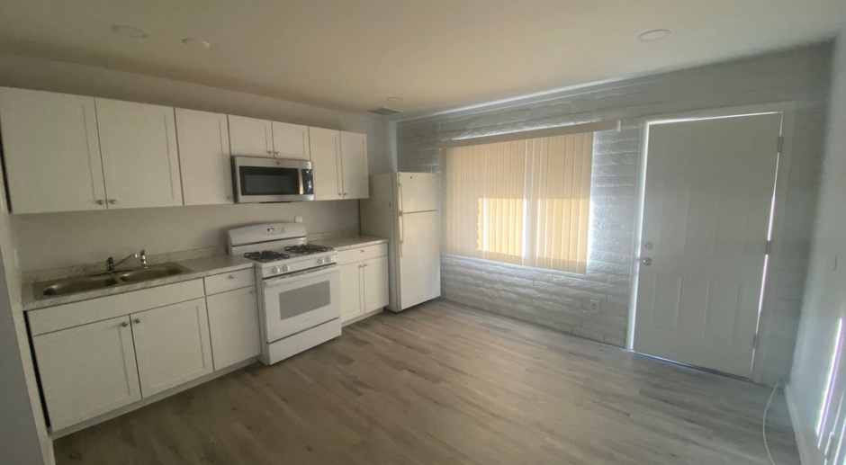 Remodeled - 1 Bed 1 Bath Just North of Northern on 12th Street