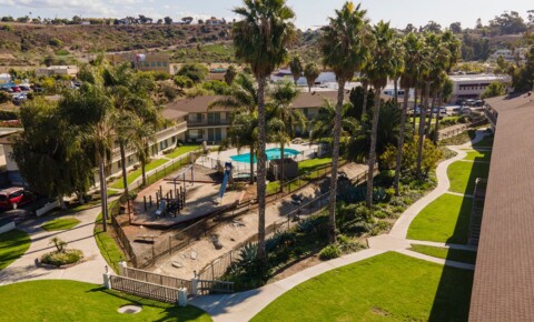 Houses Near MiraCosta Stoneybrook Apartments for Mira Costa College Students in Oceanside, CA