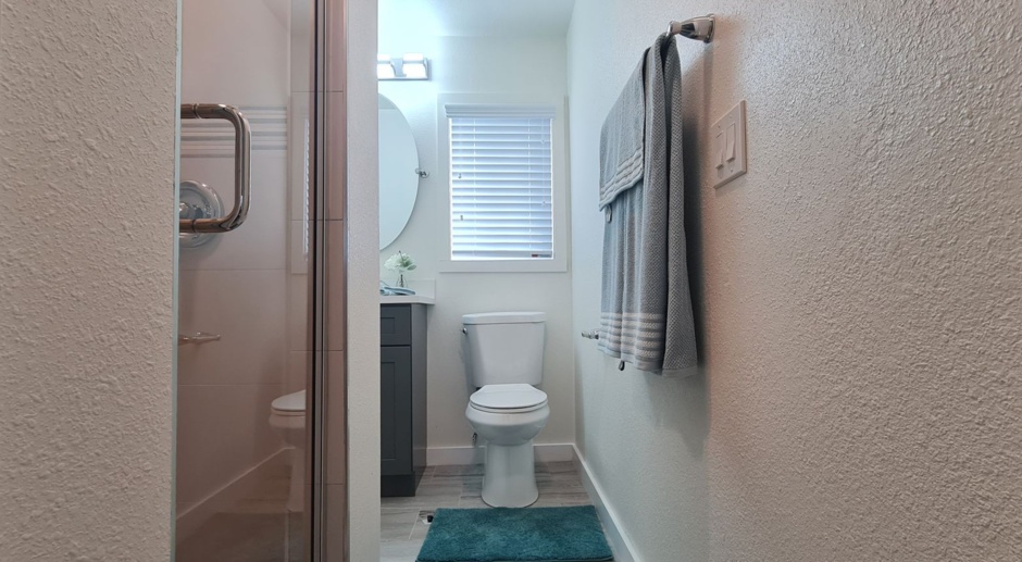 Newly Remodeled 1 Bedroom / Call or text Orlando (714) 855-5089 today!