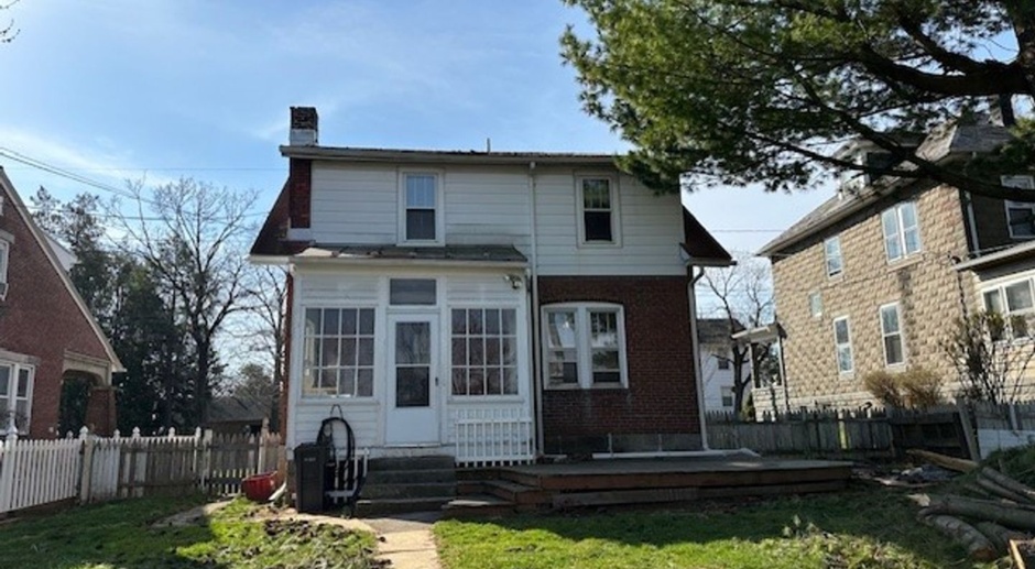 *Upcoming 4/2/24* Welcome to this charming 3-bedroom, 1-bathroom home located in Camp Hill, PA. 