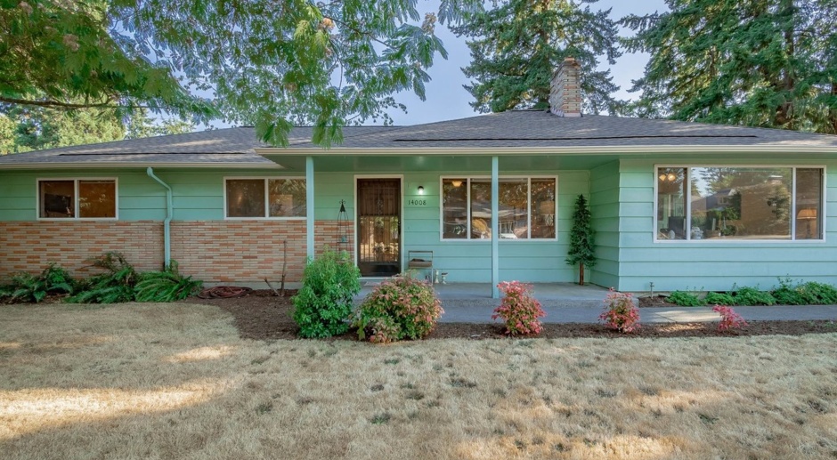 BEAUTIFULLY REMODELED RANCH STYLE HOME IN SOUTHEAST PORTLAND