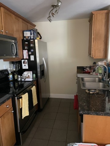 Westwood Sublet  - One Private Room and Bathroom Open. $1995 rent 