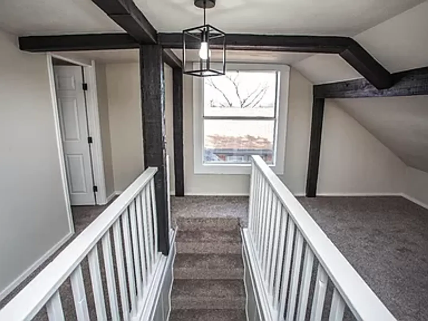 This Home is WOW! Amazing 2-story 4/2 with Garage, Loft, and Appliances!