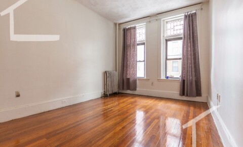 Apartments Near Wellesley Amazing two bedroom unit with easy MBTA access! for Wellesley College Students in Wellesley, MA