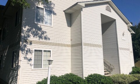 Apartments Near Boise Barber College 2 bedroom bottom floor apartment available soon! for Boise Barber College Students in Boise, ID