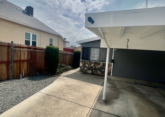 Houses Near MOVE IN SPECIAL! 2 bed/ 1 bath available in Vallejo
