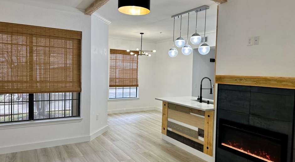 Welcome to this beautiful newly renovated 2 Bedroom 2 Bath Condo! 