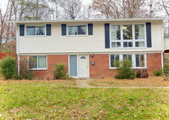 Houses Near UPDATED 4 BED, 2 BATH SINGLE HOME IN ALEXANDRIA!