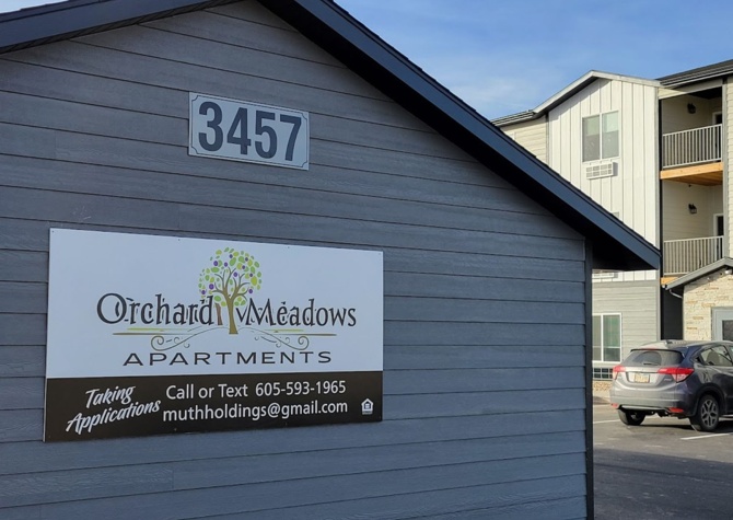Apartments Near Orchard Meadows
