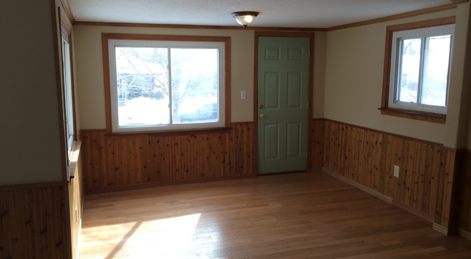Gorgeous 2 Bedroom House with Massive Two Car Garage! Apply Today!