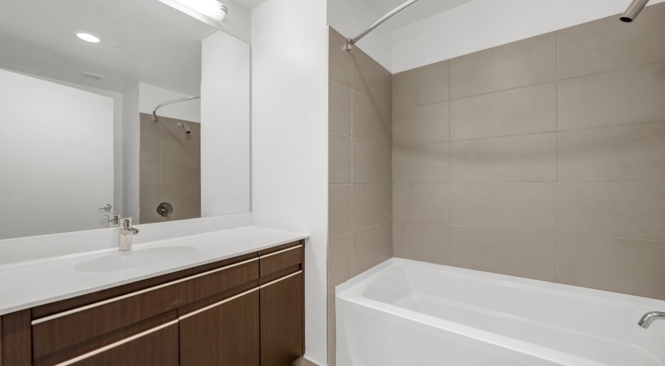 Massive 2/Bdrm 2/bath With Sizable Outdoor Terrace ! A+ Location & Amenities