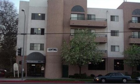 Apartments Near TMC White Ridge Apts for The Master's College and Seminary Students in Santa Clarita, CA