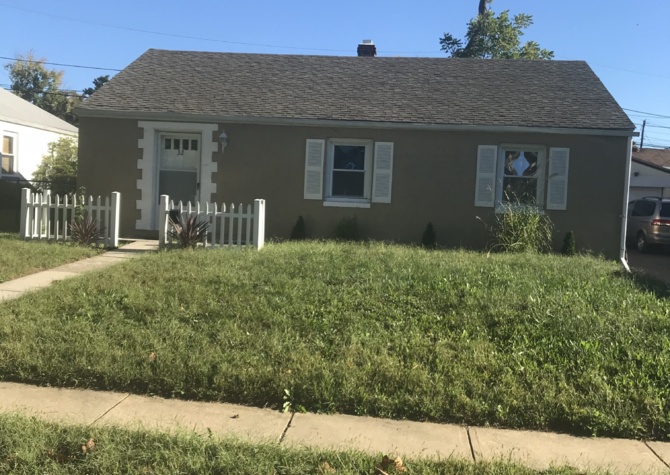 Houses Near 3 bedroom 1 bath ranch home in Aston, PA