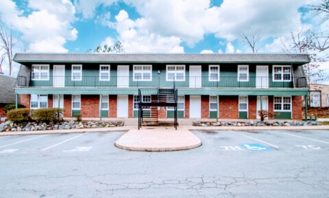 Apartments Near Heritage College-Little Rock West Plaza  for Heritage College-Little Rock Students in Little Rock, AR
