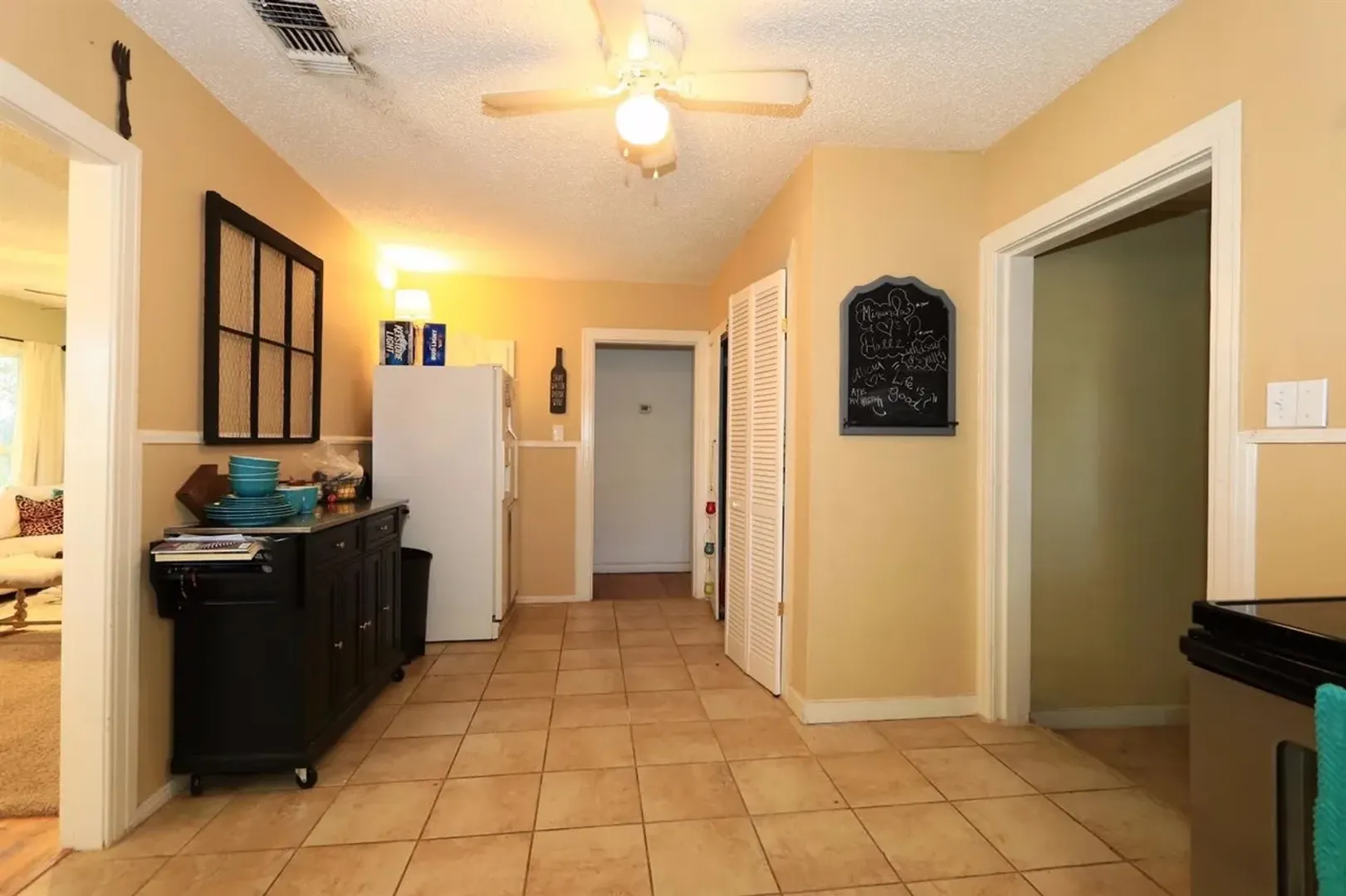 Pre-leasing for Fall! Cute 3/2 In Tech Terrace With Washer & Dryer!