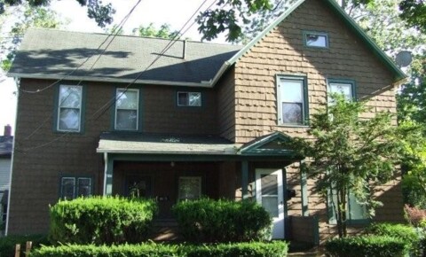 Apartments Near Oberlin 3 Bedroom Suite fully furnished. for Oberlin College Students in Oberlin, OH