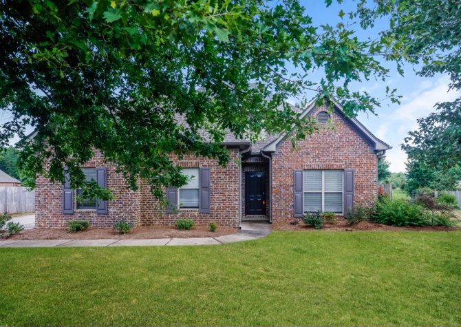 Houses Near Gorgeous 3BR 2BA all brick home in popular Silver Creek
