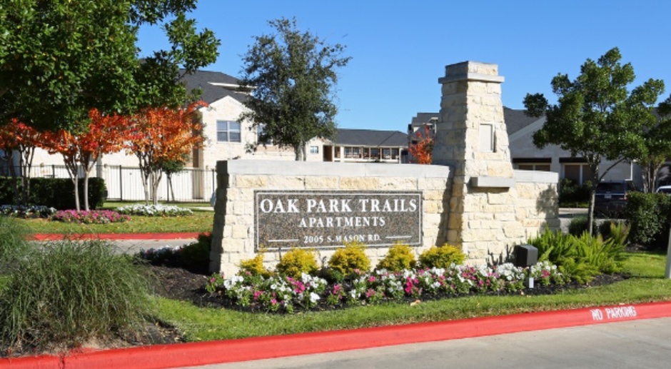 Oak Park Trails Apartments in Katy