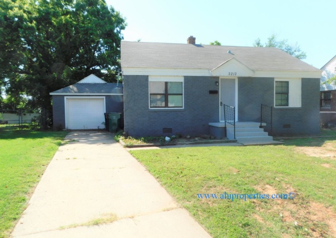 Houses Near 2212 Miramar Blvd in Oklahoma City!