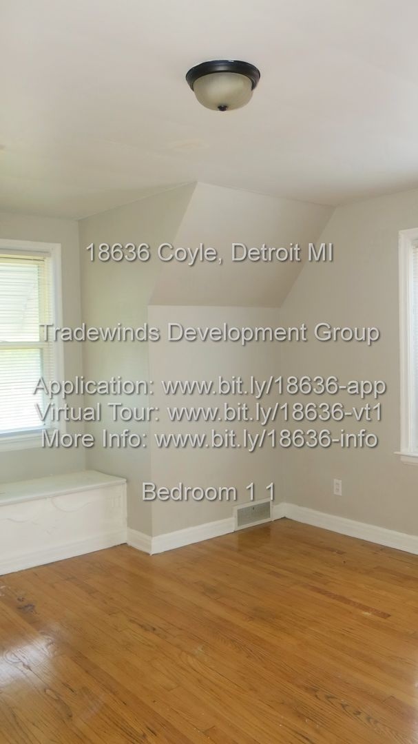 18636 Coyle 2 bed/1.5 bath with basement