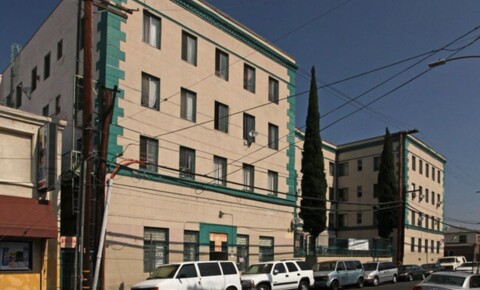 Apartments Near Otis BU1 - 501 Burlington Apts  for Otis College of Art and Design Students in Los Angeles, CA