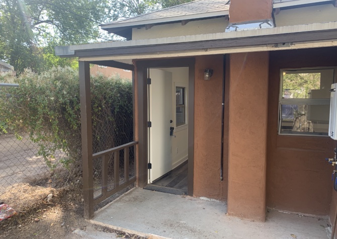Houses Near Updated, Bright 2 Bedroom Just 3 Blocks to UNM