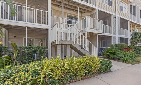 Houses Near East West College of Natural Medicine  2BD 2.5BA Downtown Sarasota Central Park II Condo - Seasonal-Furnished Rental-Available May 2024 through December 2024 for East West College of Natural Medicine Students in Sarasota, FL