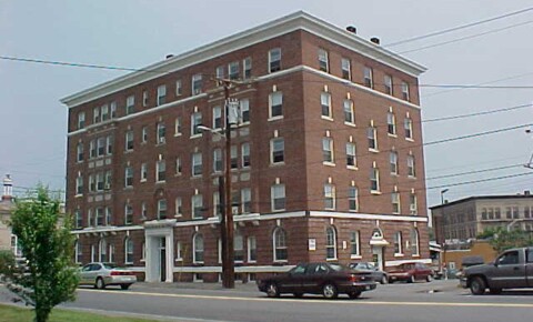 Apartments Near Kennebec Valley Community College The Elms for Kennebec Valley Community College Students in Fairfield, ME