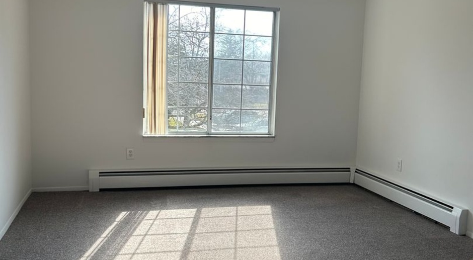 Medford Place Apartments - Updated 1 Bed / 1 Bath
